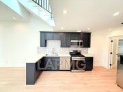 Photo - 3414 London St