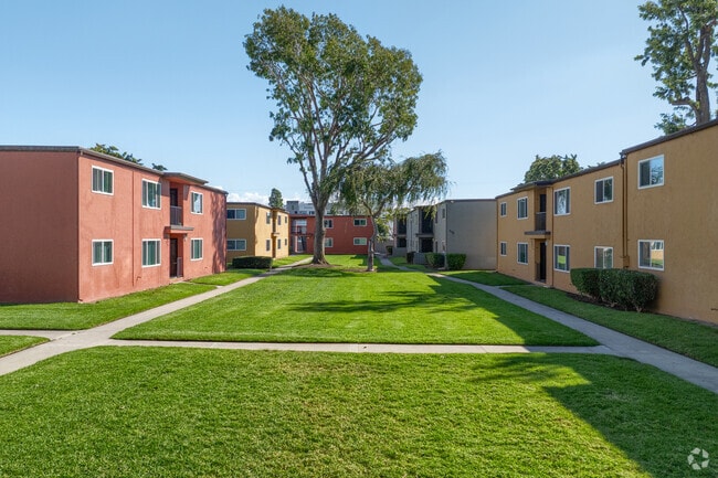 Building Photo - Vistan Apartments