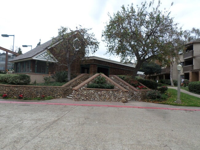 Photo - The Boardwalk in La Jolla 2 bdr 2 bath 3 f... Unit 304