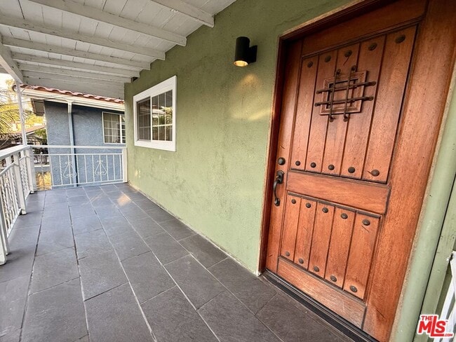 Photo - 1200 Laveta Terrace