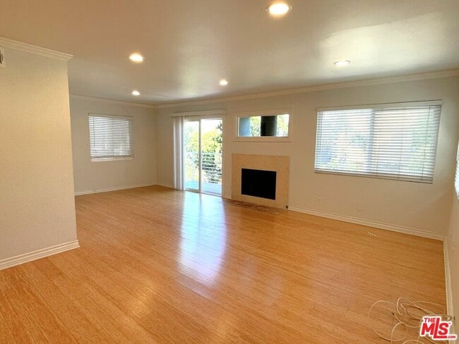 Building Photo - 23 Buccaneer St