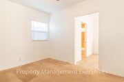 Photo - 1 Bedroom, 1 Bath Duplex Apartment with Storage Unit 4434.5 40th Street