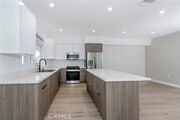 Photo - 10218 Fernglen Ave Unit 101