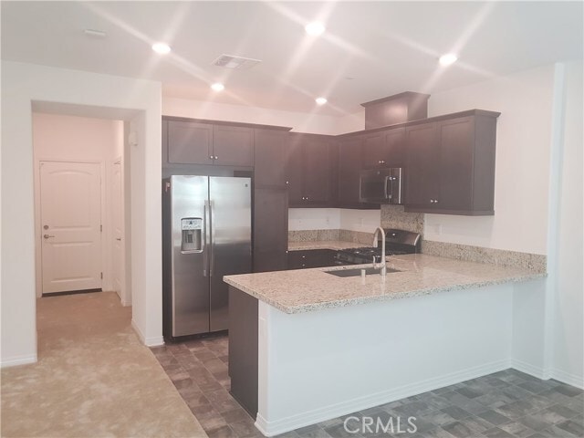 Building Photo - 16502 Casa Grande Ave Unit 623