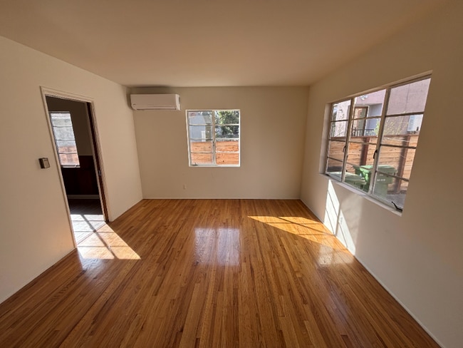 Photo - 4616 Kingswell Ave Unit 1-4