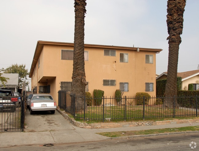 533 W. 75th Street - 533 W. 75th Street Apartments