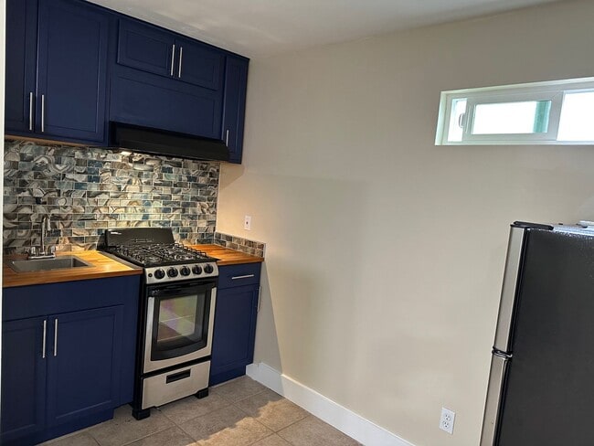 Photo - 941 2nd St