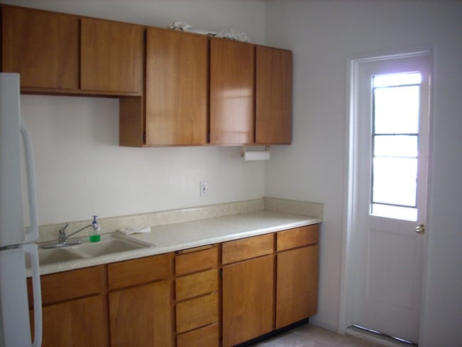 Kitchen - 8264 Norton Ave Unit C