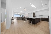 Photo - 1270 W Chase Dr House
