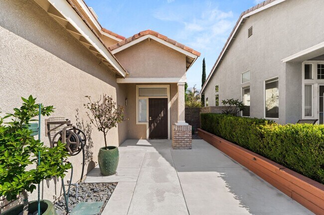 Photo - Beautiful 2 Story Home