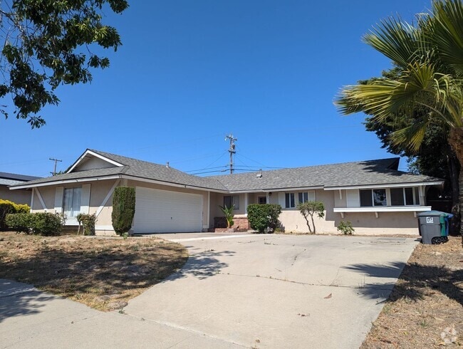 Building Photo - 3943 Constellation Rd Rental