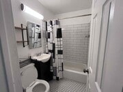 Photo - 3552 Whiteside St