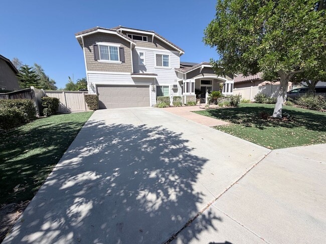 Building Photo - 3258 Meadow Side Pl