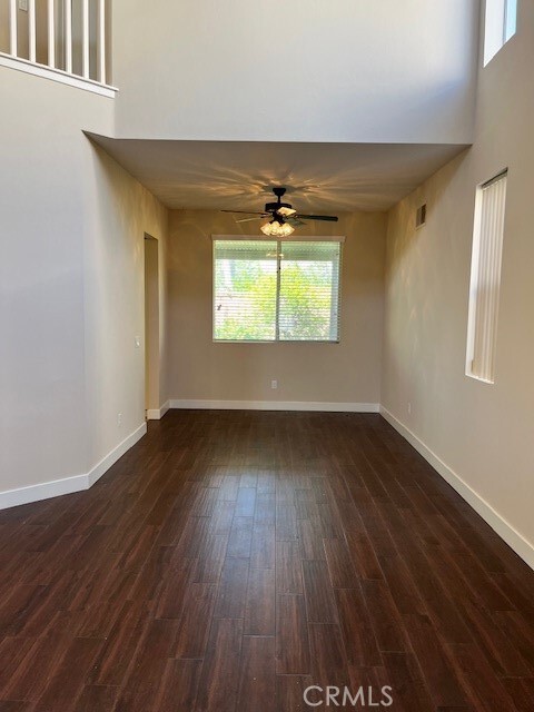 Photo - 6988 Edinburgh Pl