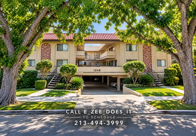 Building Photo - 1248 Mariposa St Unit #102