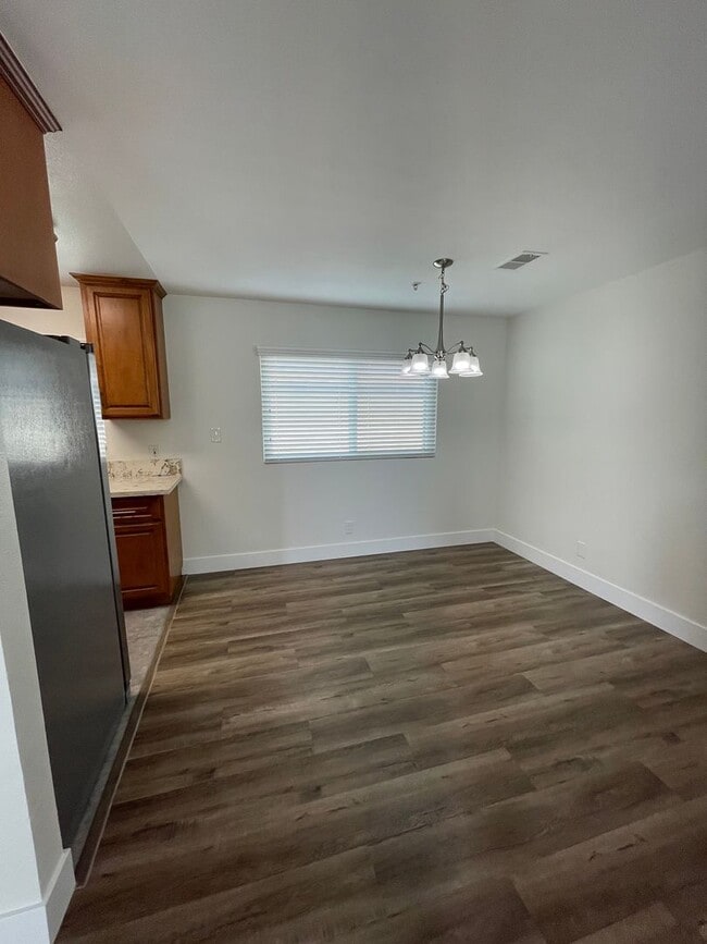 Photo - 924 S Cambridge St Unit 201