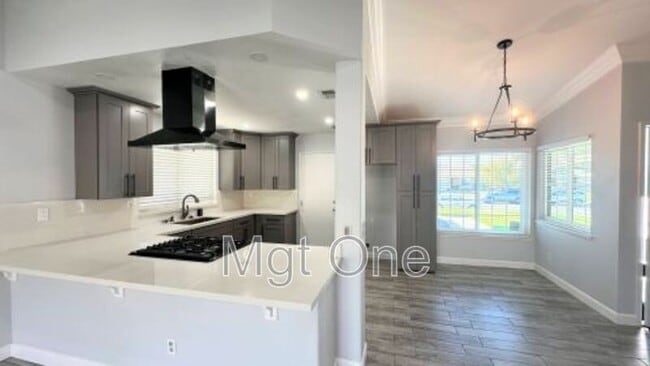 Photo - 15720 Reed Dr