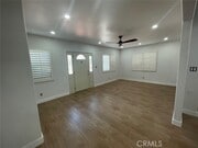 Photo - 408 E Elm St