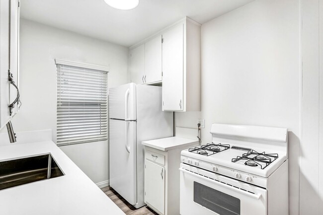 Photo - 1231 12th St Unit D