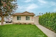 Photo - 13932 Wyandotte St
