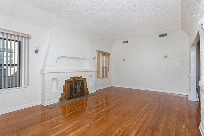 Photo - 730 Portola Ave