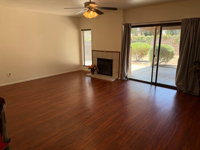 Photo - 9789 Diana Ave