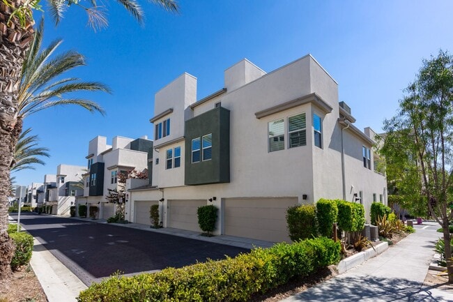Beautiful Townhome at Millenia in Otay Ranch! - Beautiful Townhome at Millenia in Otay Ranch!