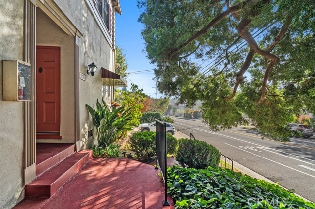 Photo - 3136 Griffith Park Blvd