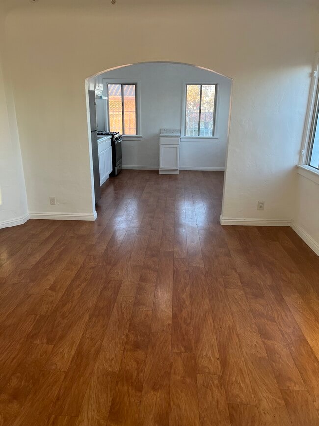 Photo - 6403 S Vermont Ave