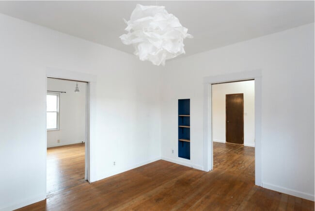 Master Bedroom without furniture, both pocket doors - 804 Venice Blvd