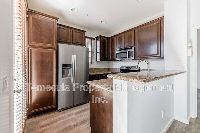 Photo - 31170 Sunflower Way