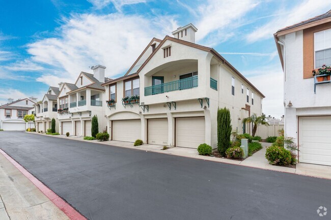Building Photo - 2 Bed, 2 Bath Condo-Cypress complex in Scr...