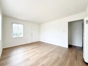 Photo - Remodeled Duplex in South O! Townhome
