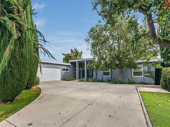 Photo - 6236 Capistrano Ave House