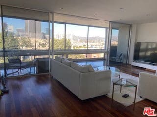 Photo - 2220 Ave of the Stars