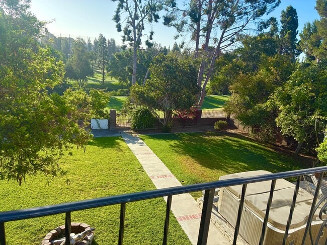 Photo - 10932 Telechron Ave