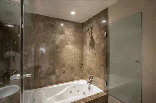 Photo - 11970 Montana Ave