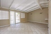Photo - 8421 Flallon Ave