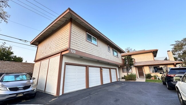 Building Photo - 120A Unit A