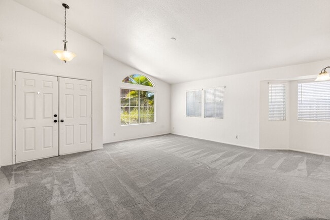 Photo - 4BD/2BA Ranch Style Home w/Private Yard, 2...