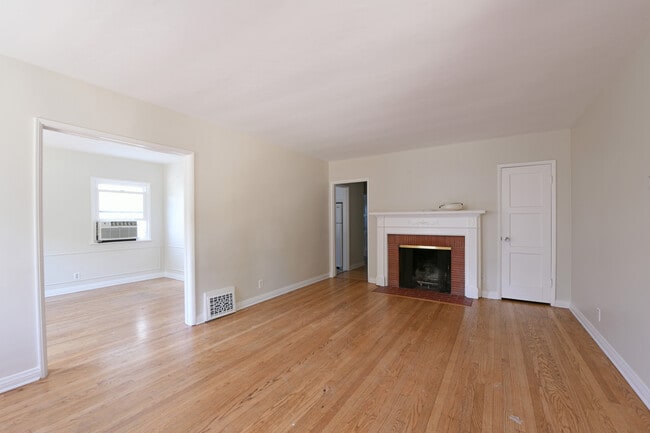 Photo - 11061 Ohio Ave Unit 11061OhioAv.