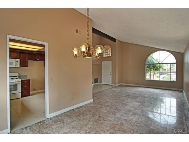 Photo - 864 N Lorri Way