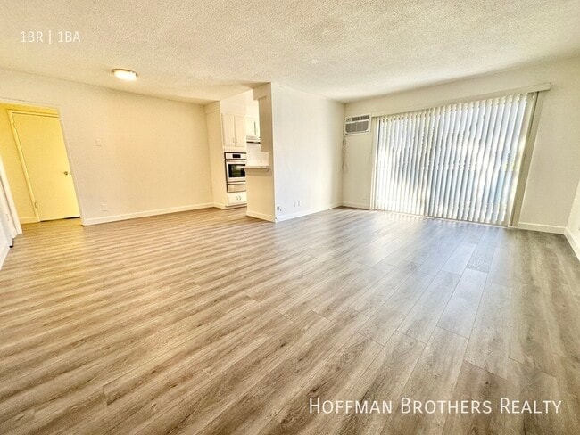 Photo - 1432 N Fairfax Ave Unit 3