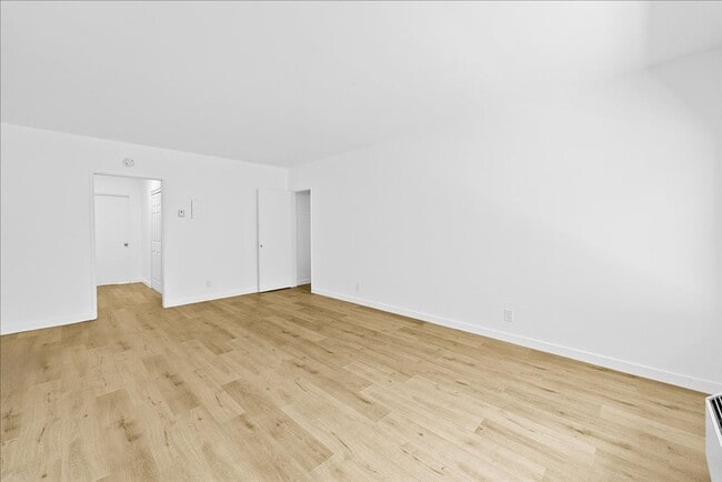 Photo - 11661 Erwin St Unit 09