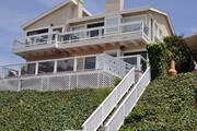 Upstairs unit (only 3 Units in Total) - 105 Avenida del Reposo Unit OCEANVIEW SC Condo