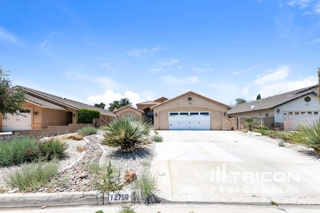 Building Photo - 12750 Yellowstone Ave Rental