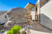 Photo - 28548 Meadow Glen Way W