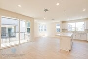 Photo - Brand New Built 3 Bed 2.5 Bath Flex Townhouse in Ontario!