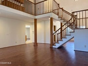 Photo - 521 Melbourne Ct