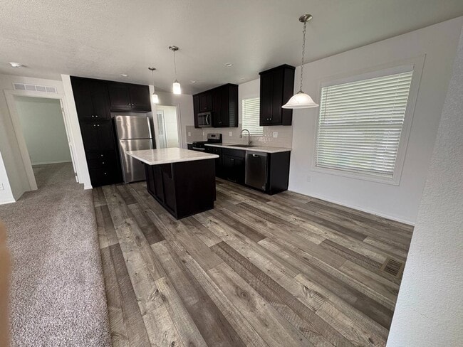 Photo - 1700 S State St